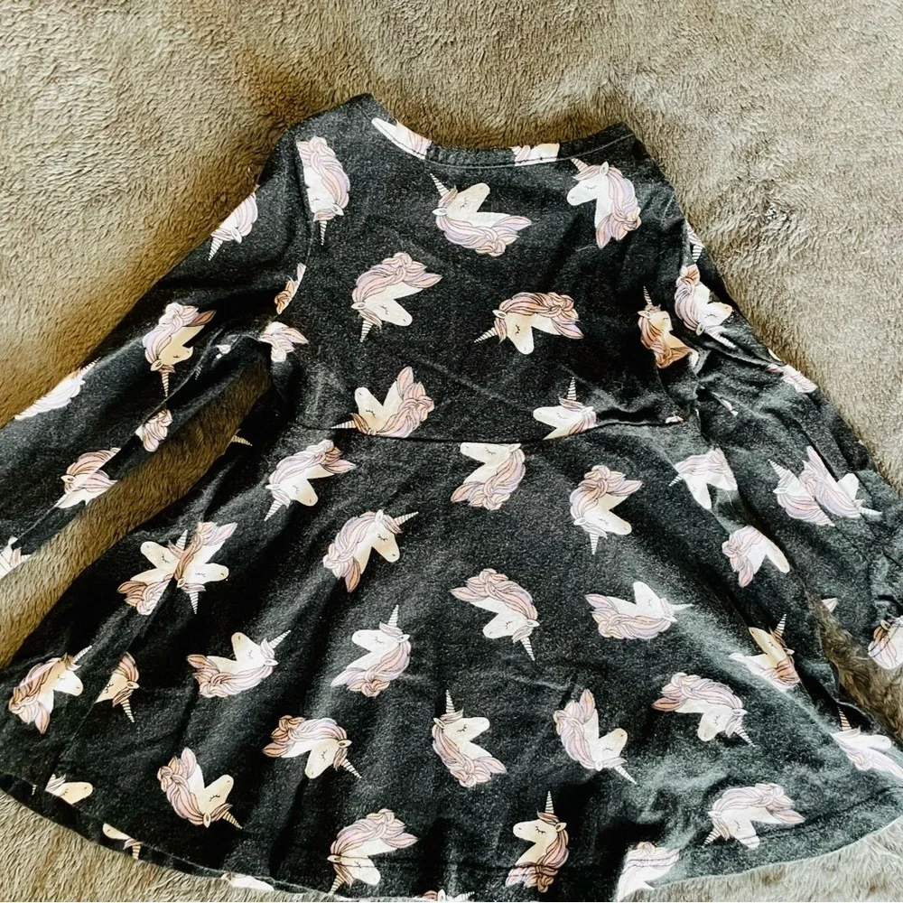 Unicorn dress in black size 9-12M